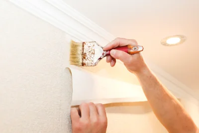 Pose de papier peint à Vendine — revêtements muraux et toiles de verre